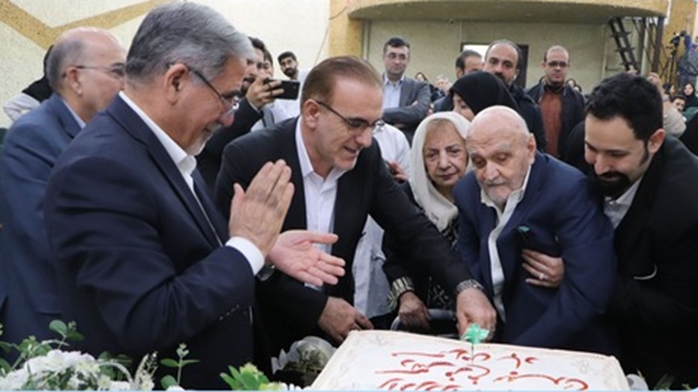 برگزاری آئین نکوداشت استاد فرخ سعیدی در بیمارستان شهید مدرس